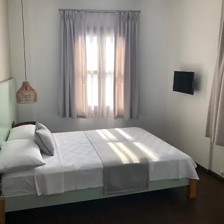 Min (adults Only) فندق مبيت وإفطار