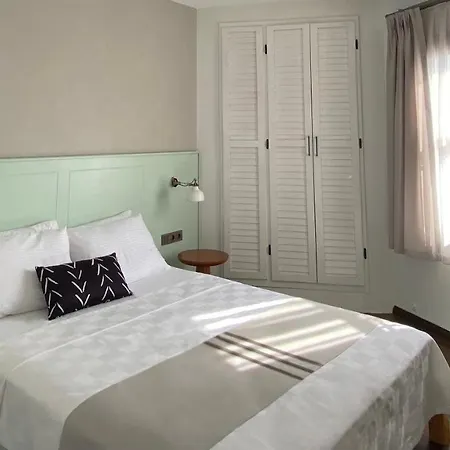 Min (adults Only) Bed & Breakfast