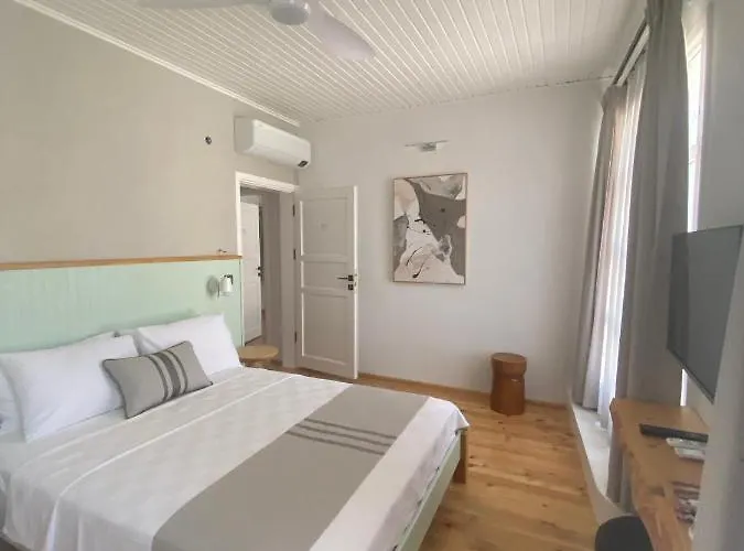 Min (adults Only) * Ayvalı