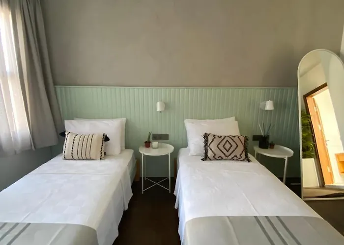 Min (adults Only) Panzió Ayvalı