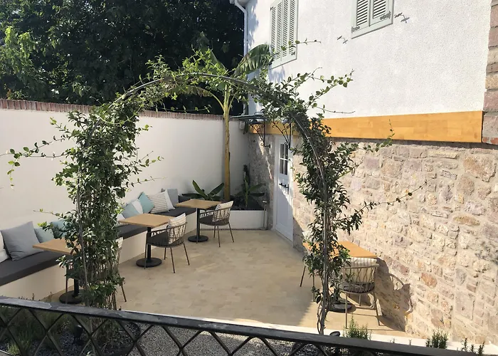 Min (adults Only) Panzió *